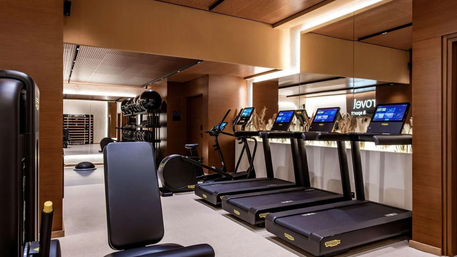 Swissotel Tiflis 5*,  Georgia