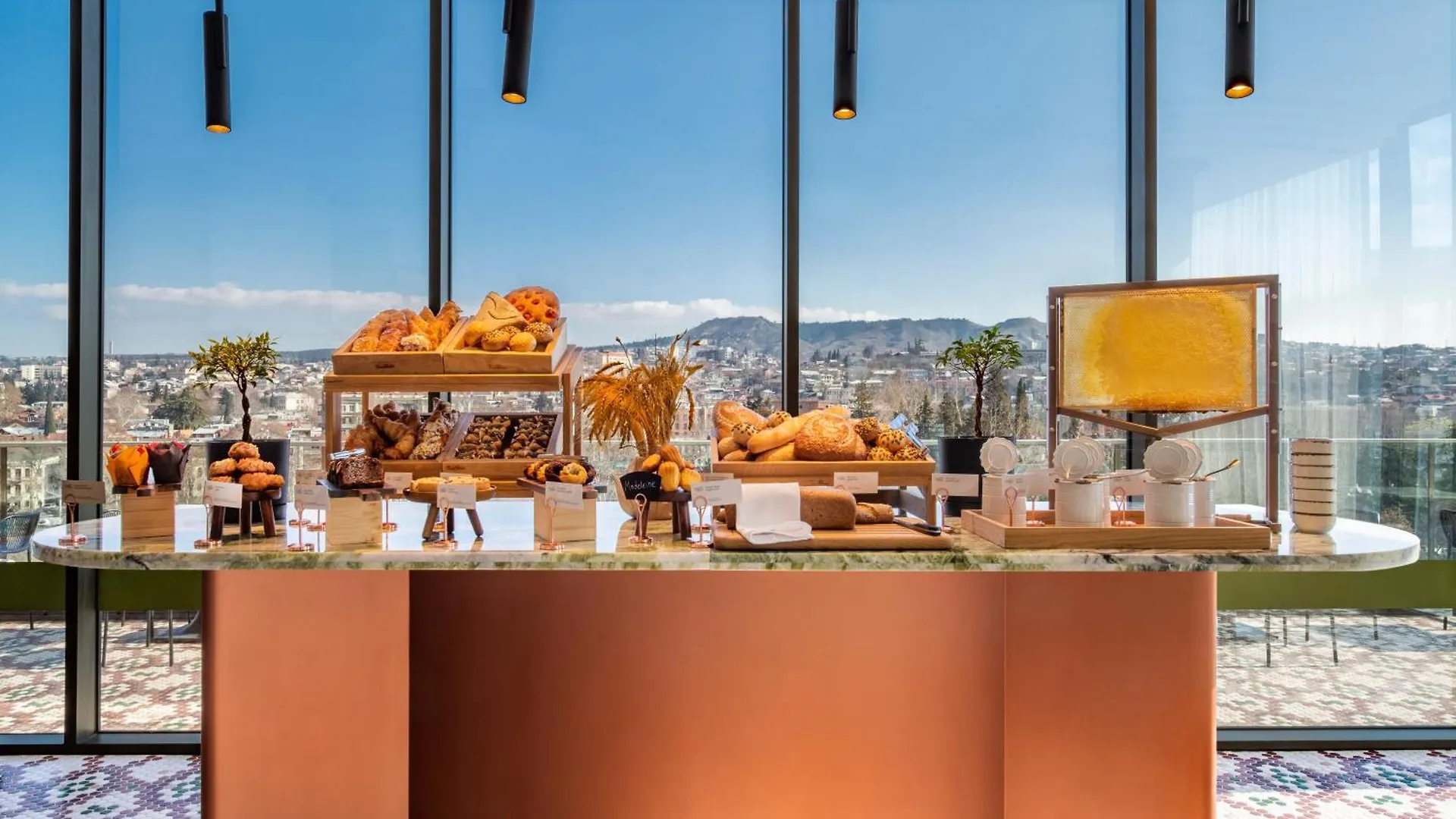 Swissotel Tiflis 5*,  Georgia