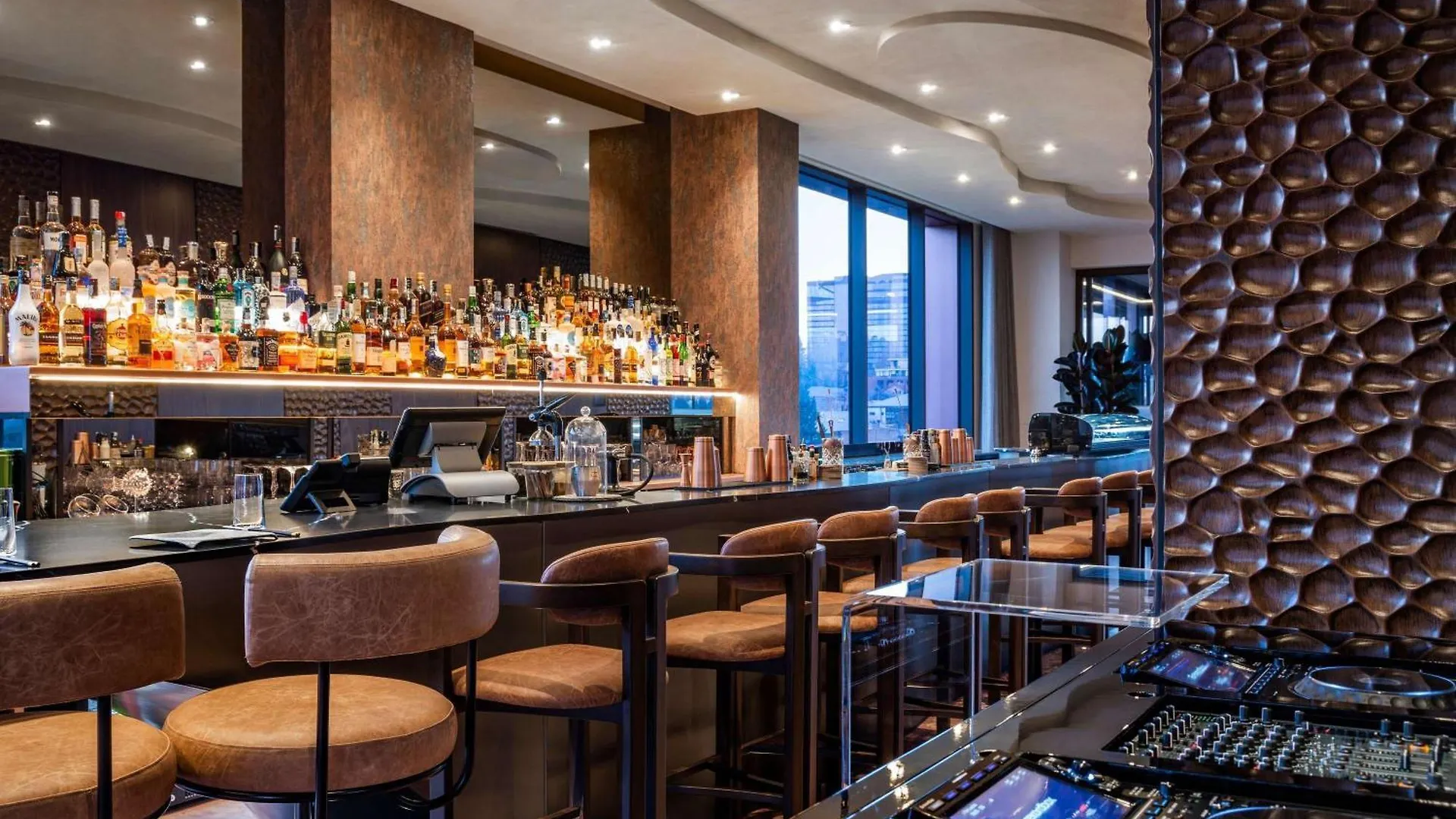 Swissotel Τυφλίδα 5*,