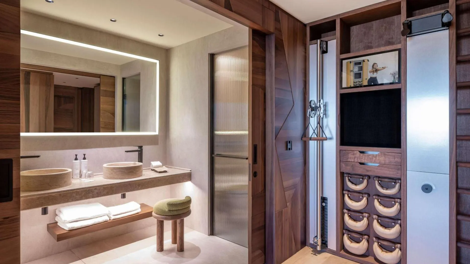 Swissotel Tiflis Hotel