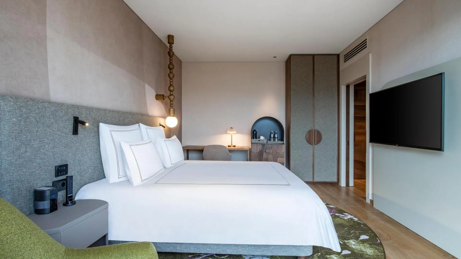 Отель Swissotel Тбилиси