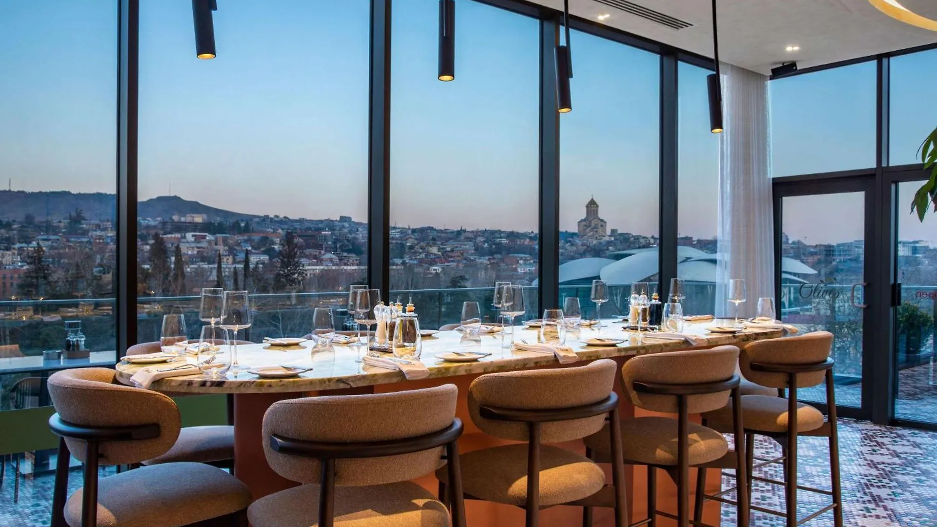 Swissotel Тбилиси Отель