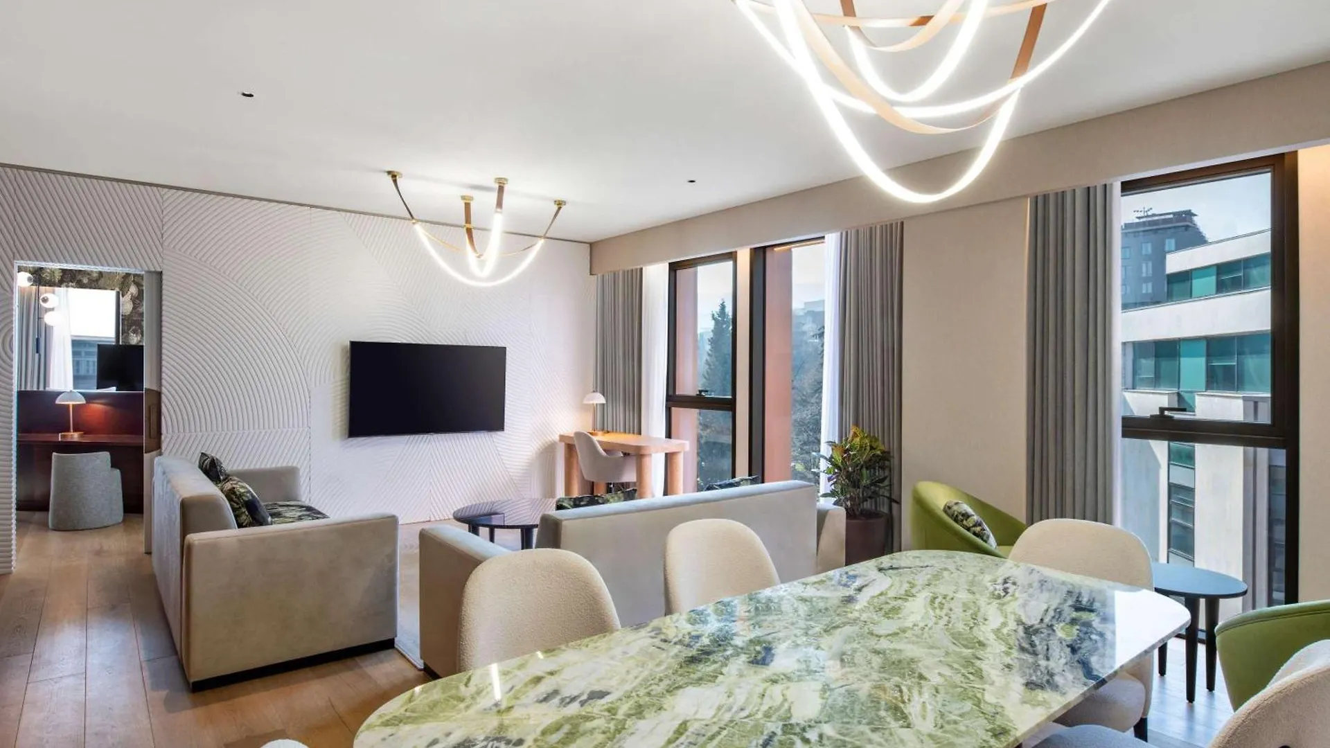 Отель Swissotel Тбилиси