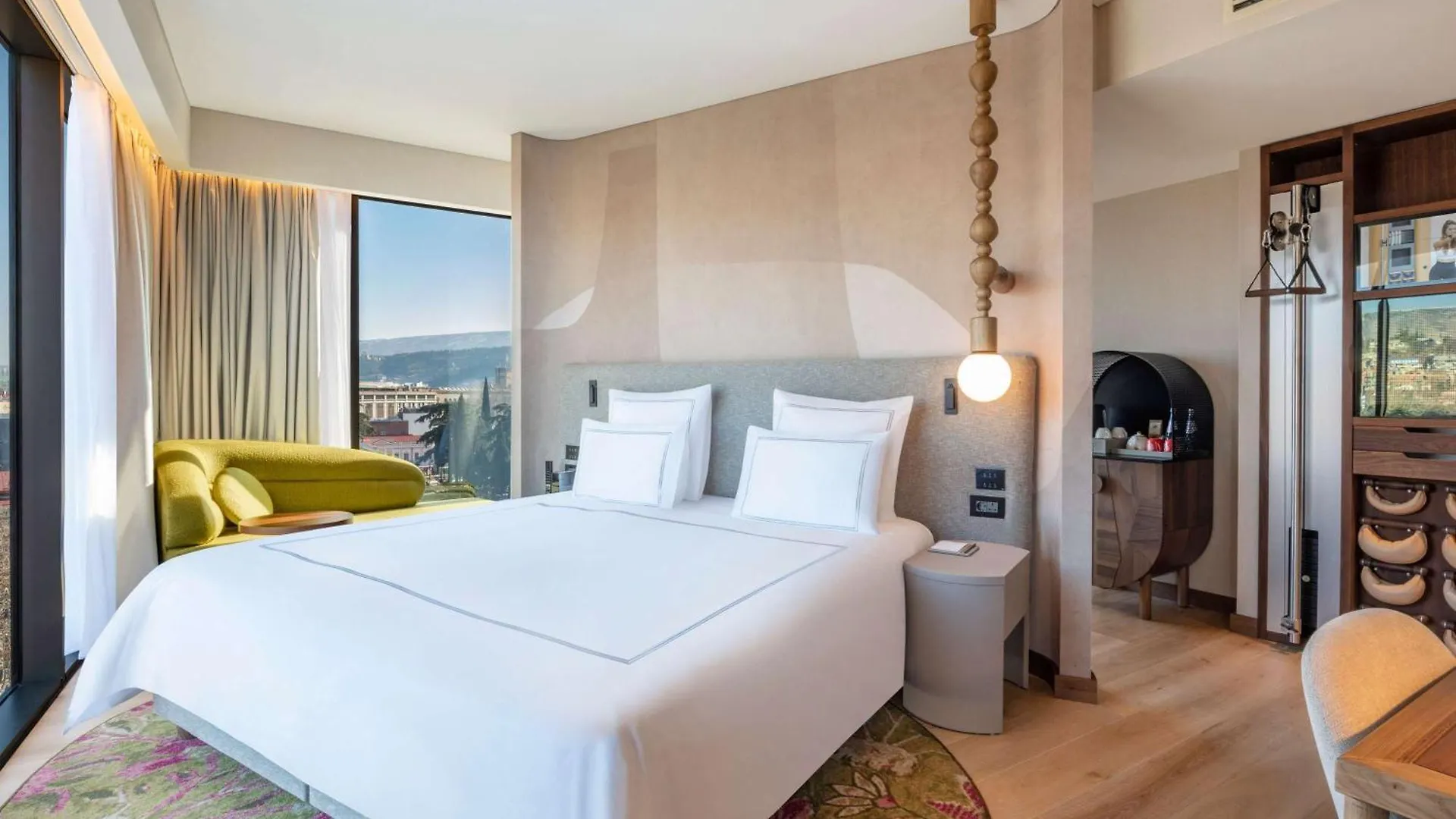 Отель Swissotel Тбилиси