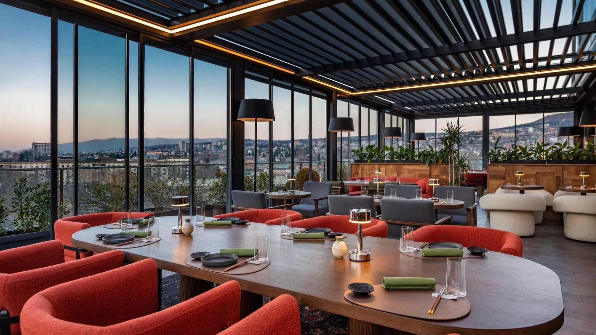Swissotel Тбилиси Отель