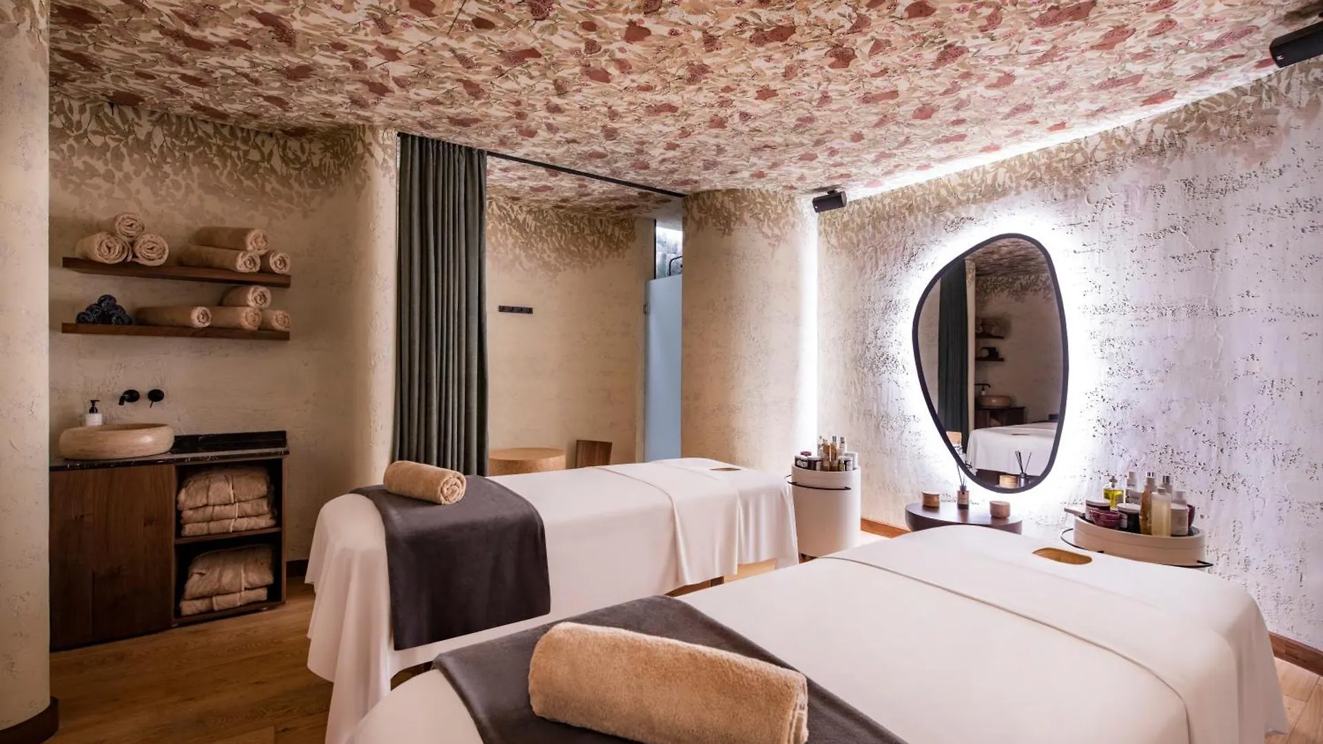 Swissotel Тбилиси 5*,  Грузия