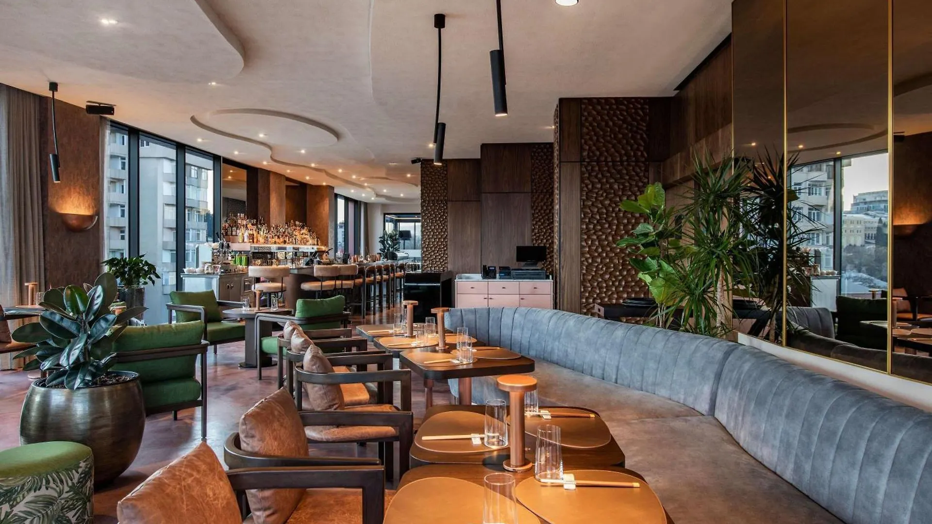 Swissotel Тбилиси Отель